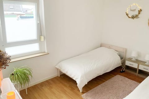 3 bedroom apartment in Leverkusen Apartment in Leverkusen