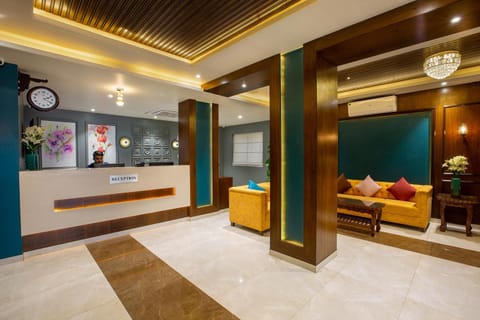 Hotel Hangout Hotel in Pune