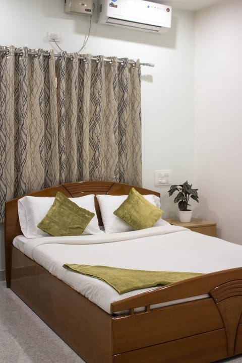 Catalyst Suites Bed and Breakfast in Bengaluru