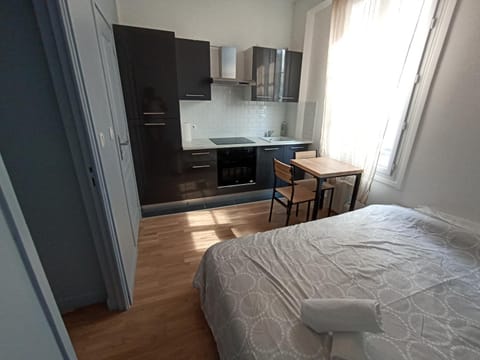 Studio cosy - Hypercentre - 20 min to Paris Apartment in Sartrouville