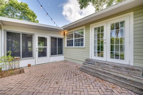 Quaint and Dreamy Mt Dora Cottage Close to Lake Casa in Mount Dora