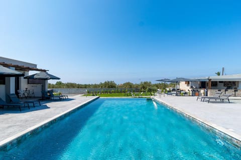 Antesia Coral Bay Resort by Ezoria Villas - Adults only Condominio in Peyia