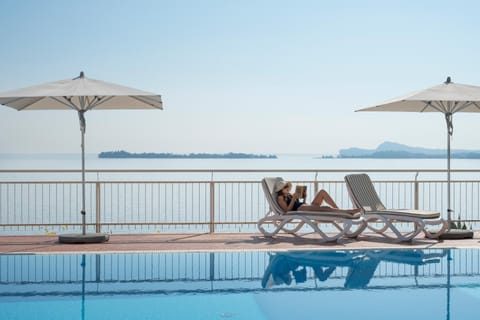 Hotel Villa Florida & Suite Apartments Hotel in Lake Garda