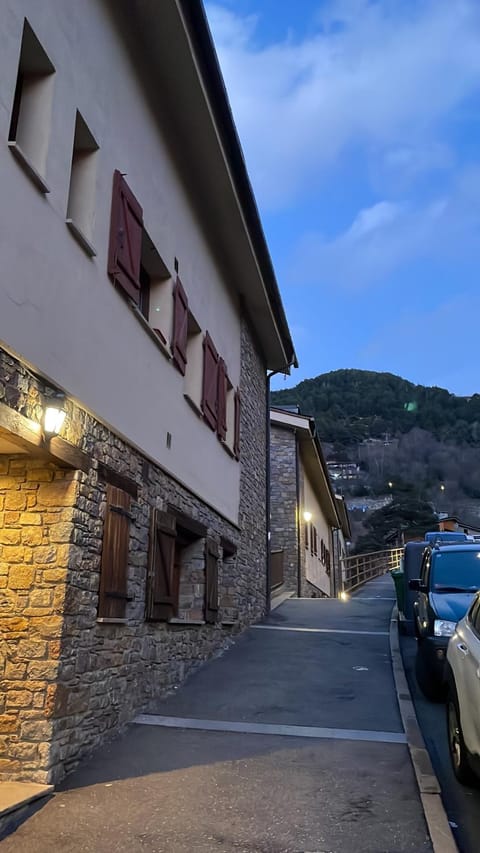 Sol i Neu Appartement in AD200 Encamp, Andorra