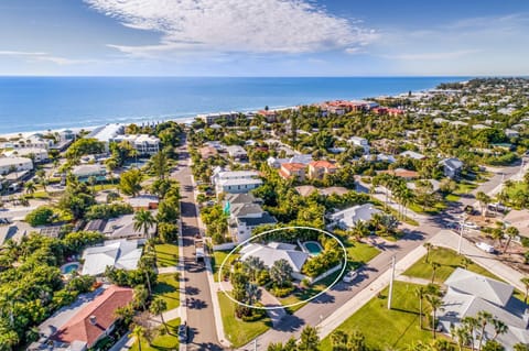 Endless Summer - 210-56th St House in Holmes Beach