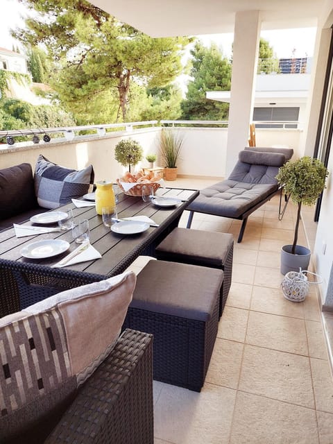Balcony/Terrace, Balcony/Terrace