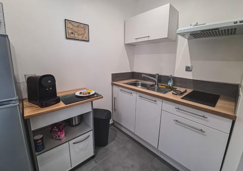 Appart Saint Cyprien + Parking privatif Apartment in Poitiers