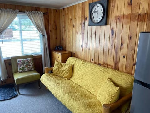 Cozy cabin #3 at Aspen Ridge Cabins Casa in South Fork