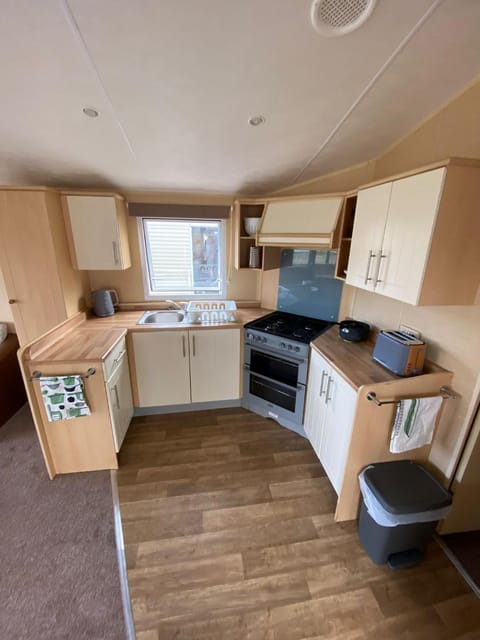 1 Martello Beach 8 berth holiday home with pools Campground/ 
RV Resort in Tendring District