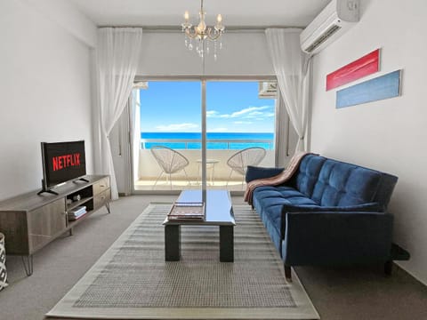 Living room, Sea view