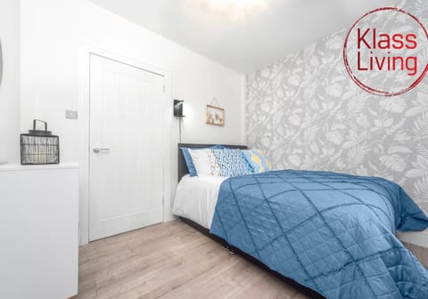 Sanderson Apartment by Klass Living Uddingston Apartment in Bellshill
