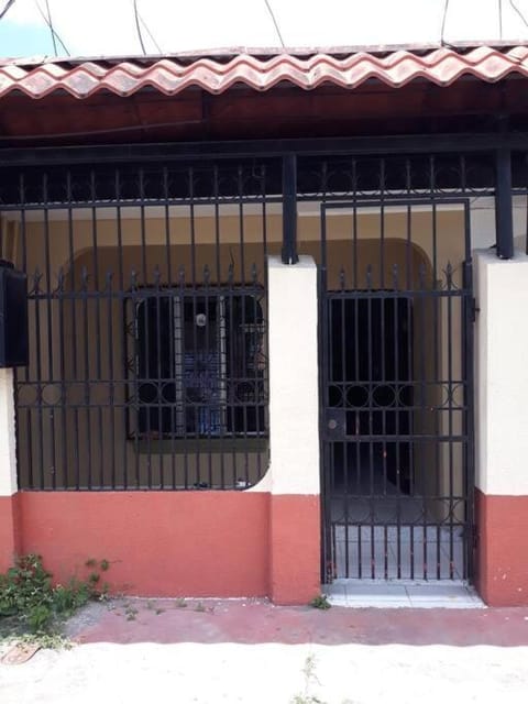 Apartamento AMUEBLADO Apartment in Chiriquí Province