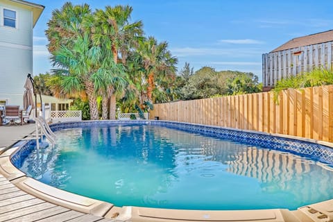 Vilano Beach Oasis Bungalow House in Vilano Beach