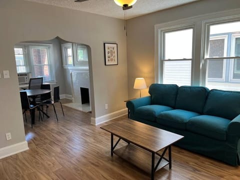 Warren 1 Bedroom Unit near Xavier Downtown House in Cincinnati