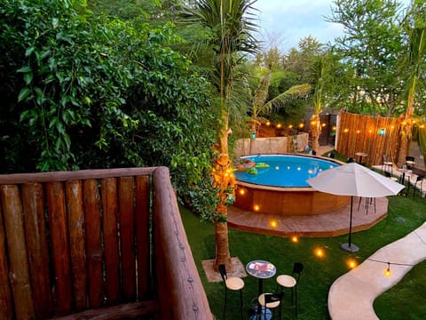 Spring, Day, Natural landscape, Garden, Hot Tub, Balcony/Terrace, Garden view, Pool view, Swimming pool, sunbed