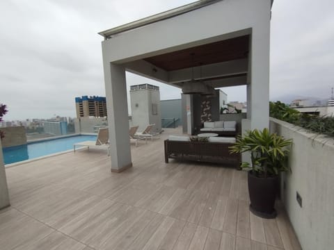 Hermoso condominio estilo Urban Apartamento in Lince