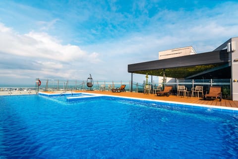 Day, Natural landscape, Pool view