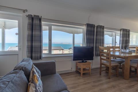 Ivy Cottage with Sea Views Villa in Westward Ho