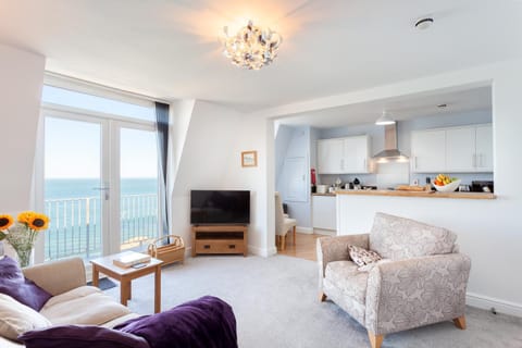 No 5 Compass - Ilfracombe Apartment in Ilfracombe