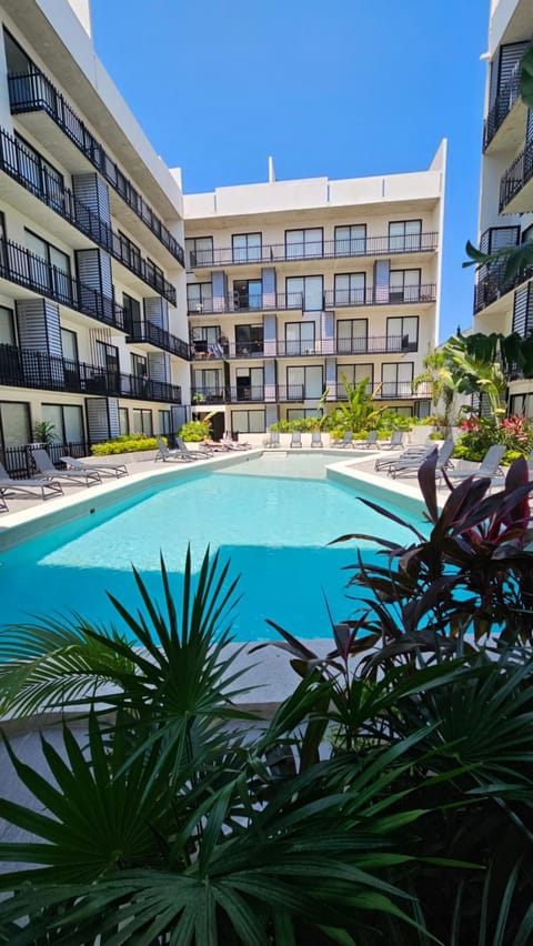 Property building, Pool view