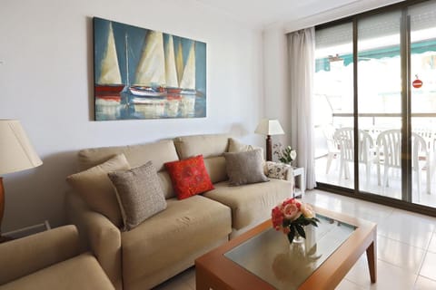 AT042 Els Pins II Apartment in Torredembarra