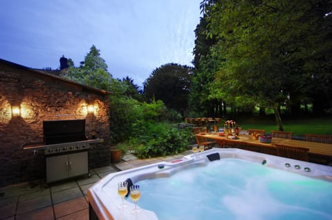 Hot Tub, Balcony/Terrace