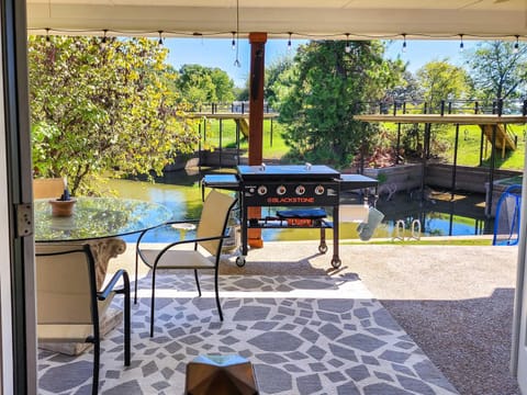 Lakefront Family Retreat with Boat Dock and Slip! Maison in Cedar Creek Reservoir