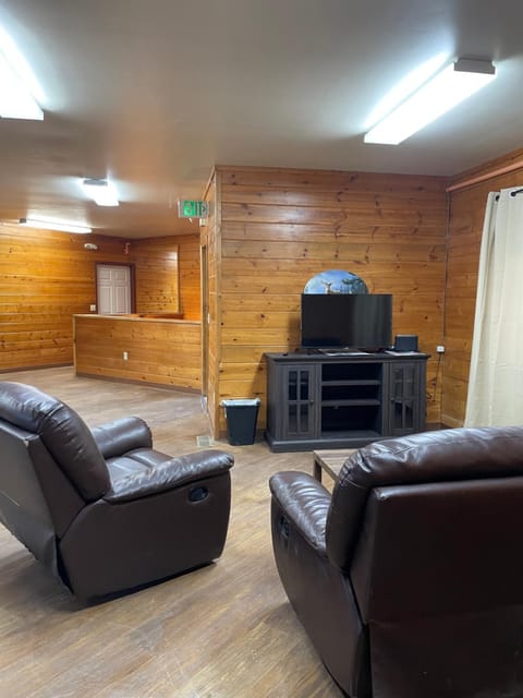 Soldotna Lodge Bed and Breakfast in Sterling