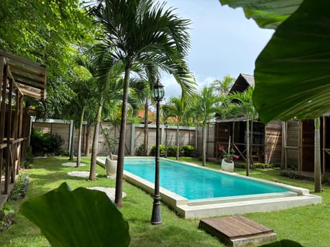 Bali WOW! Bungalows, Nusa Dua Benoa Bed and Breakfast in Kuta Selatan