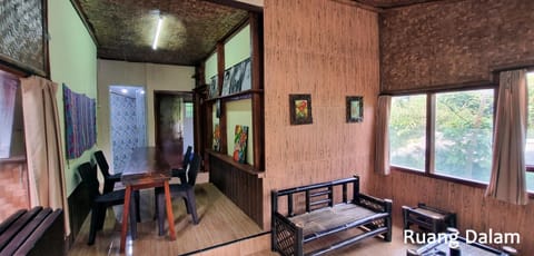 Rumah Bambu Jid House in Cisarua