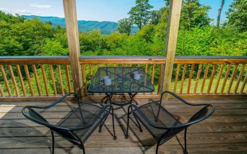 Sheriffs Cabin Villa in Gatlinburg