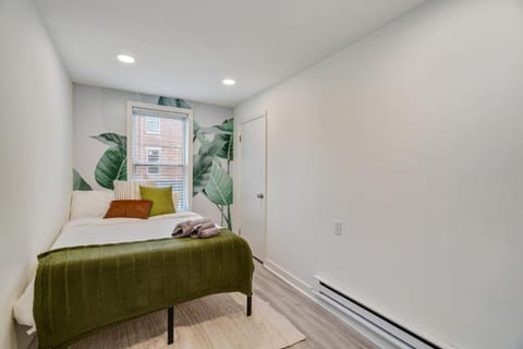 Luxurious 2BD family friendly, central Apartment in Philadelphia