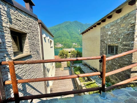 Property building, Garden view, Lake view