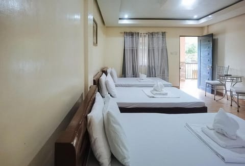 RedDoorz @ Los Ecijanos Inn Pangasinan Hôtel in Bolinao