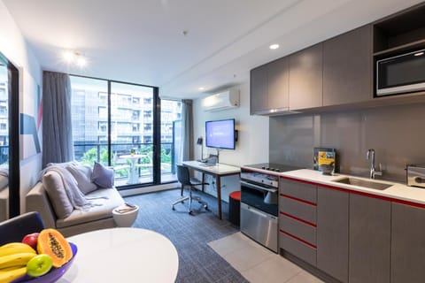 Corporate Living Accommodation Abbotsford Aparthotel in Abbotsford