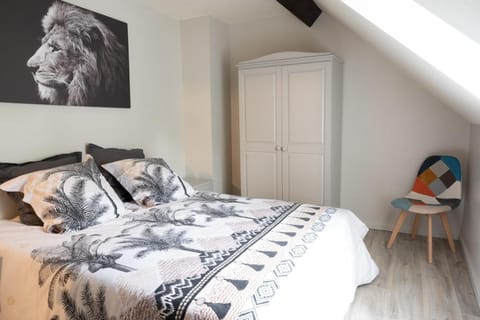 Le champ bourdon House in Brittany