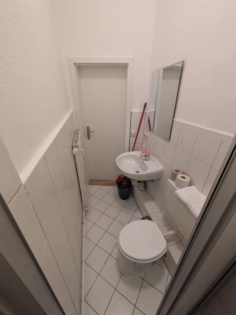 Toilet, Bathroom