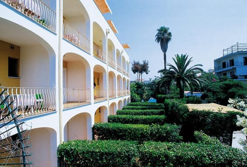 Day, Balcony/Terrace