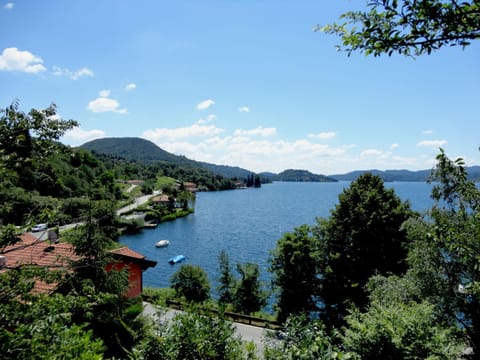 Day, Natural landscape, Hiking, Lake view, Mountain view