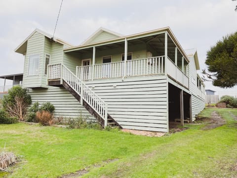 Seabatical Port Campbell House in Port Campbell