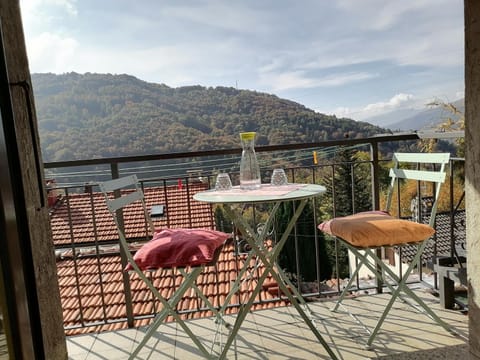 Natural landscape, View (from property/room), Balcony/Terrace, Mountain view