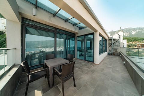 Natural landscape, View (from property/room), Balcony/Terrace, Mountain view