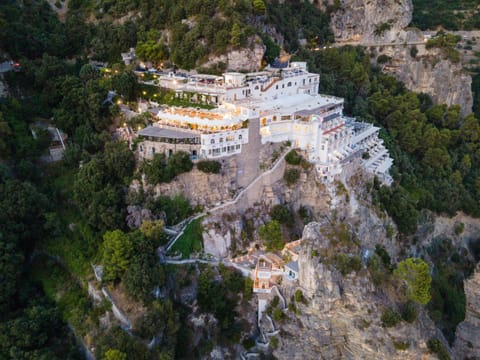 Property building, Facade/entrance, Bird's eye view, View (from property/room), Other, On site, Mountain view, Sunset