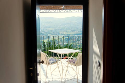 Balcony/Terrace, Mountain view, Sea view