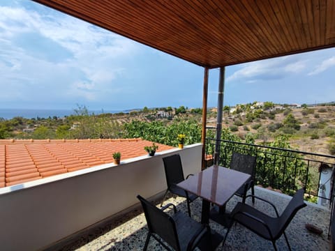 THOMAS VIEW Εξοχικό σπίτι με θέα στη θάλασσα House in Argolis, Greece