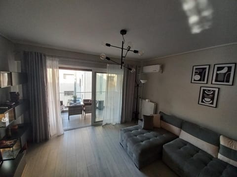 Lovely Faliro Apartment next to the sea. Apartment in Alimos