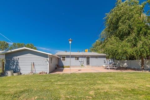 Mesa Manor - Cute Bright Downtown Home With All The Extras! House in Fruita