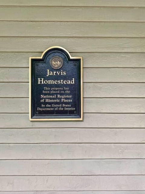 The Jarvis Homestead - Historic Maine Mansion Casa in Ellsworth