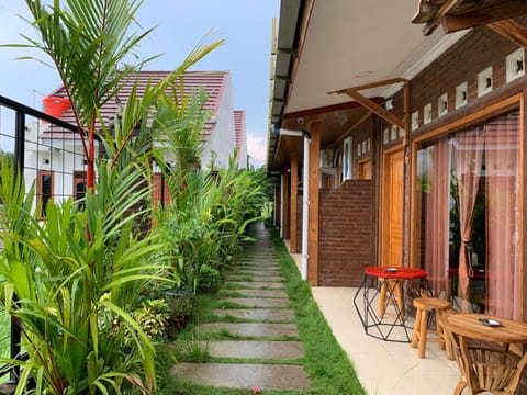 Patio, Facade/entrance, Day, View (from property/room), Balcony/Terrace, Garden view