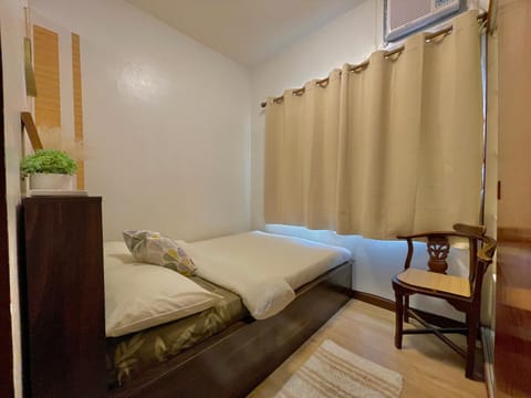 Althea's Cozy Apartment Condo in Las Pinas